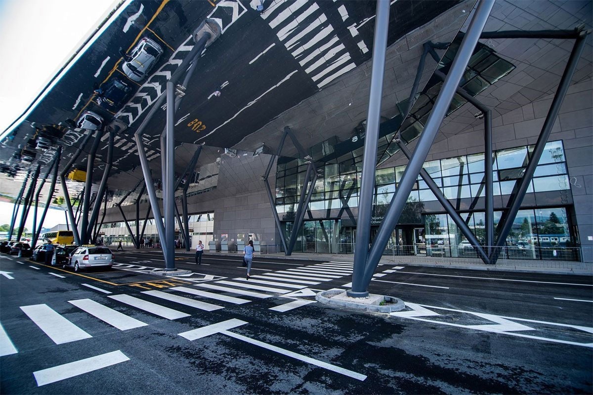 Panika na sarajevskom aerodromu zbog napuštenog prtljaga