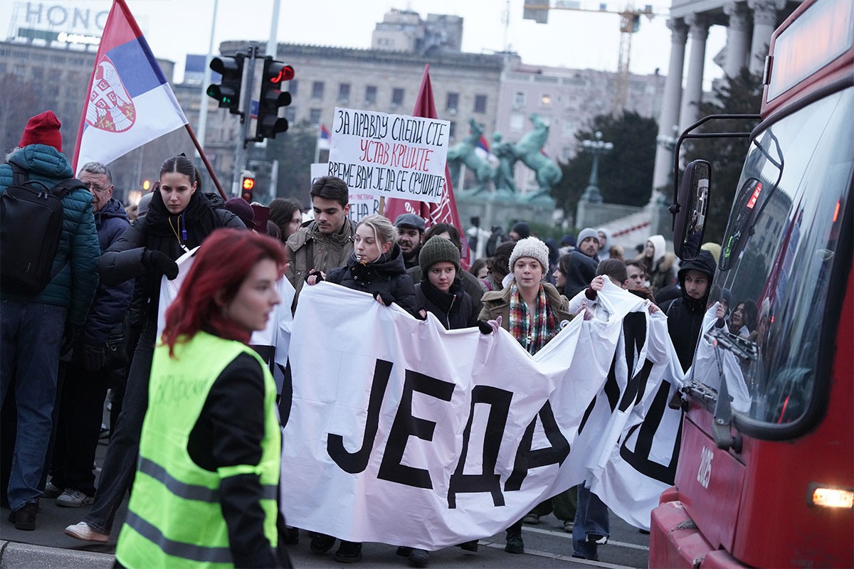 U Beogradu održan protest prosvjetnih radnika
