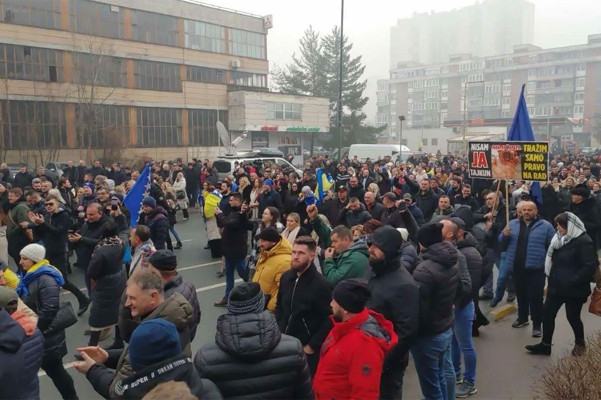 Završen protest u Sarajevu, Vladi upućene oštre poruke