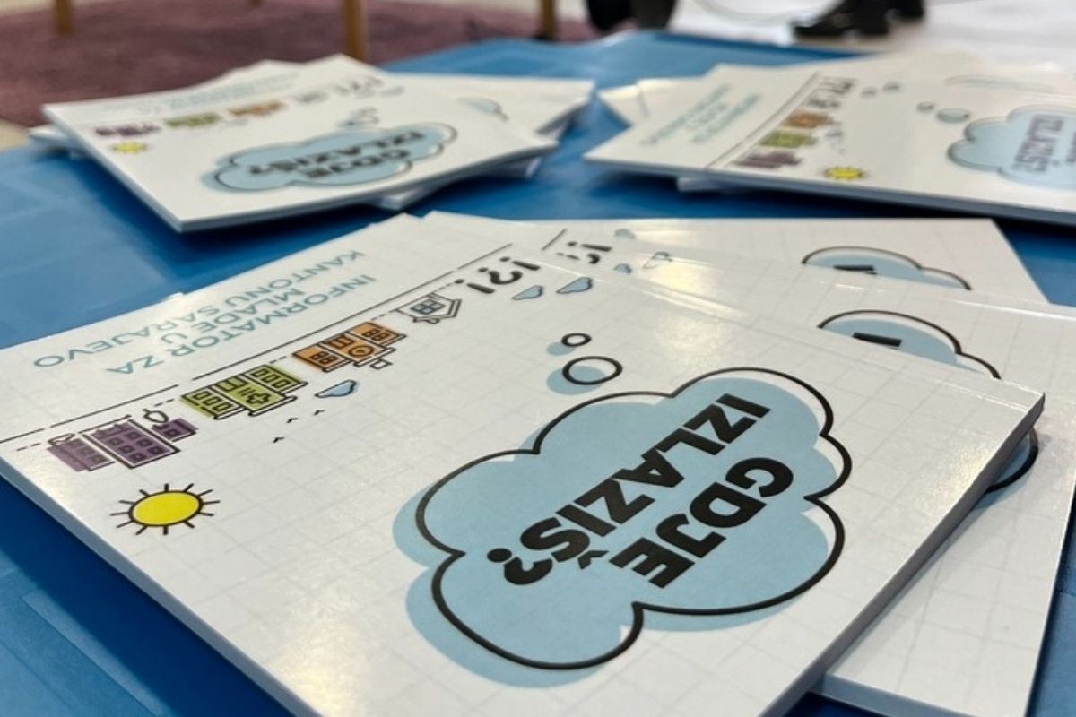 Promovisan informator koji pomaže mladima da lakše zakorače u samostalan život