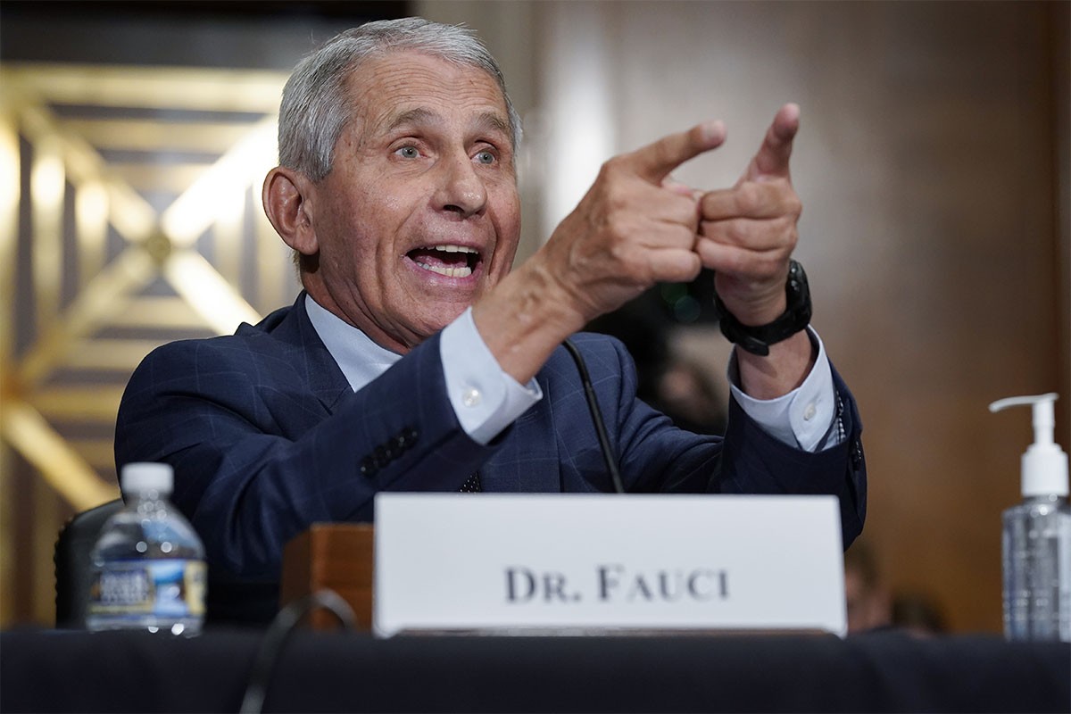 Doktor Fauči ostao bez zaštite