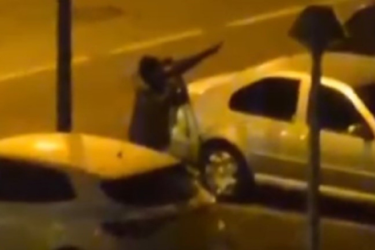 U centru Vukovara pucao u pravcu zgrada (VIDEO)