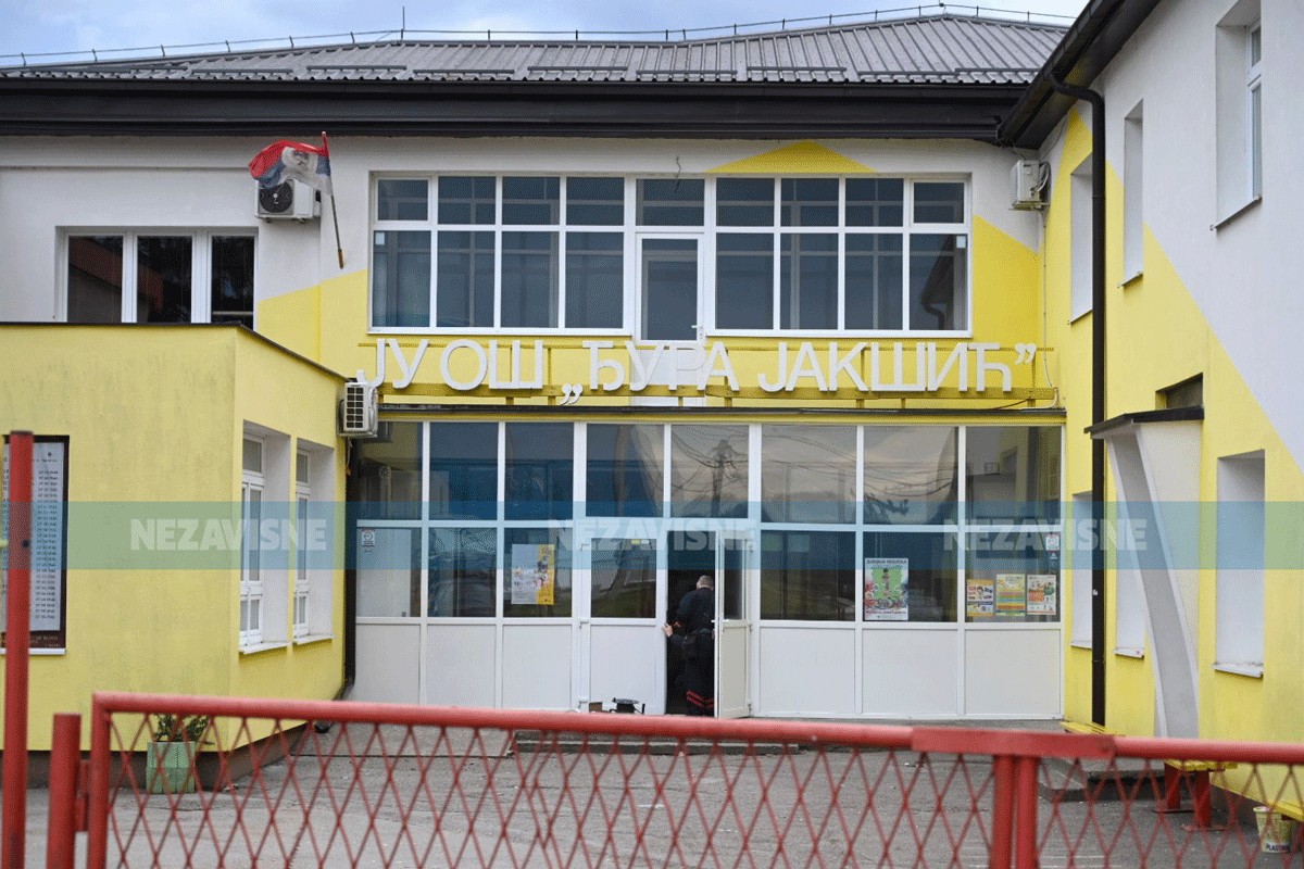 Detalji incidenta u banjalučkoj školi: Vjetar otvorio prozor i udario nastavnicu