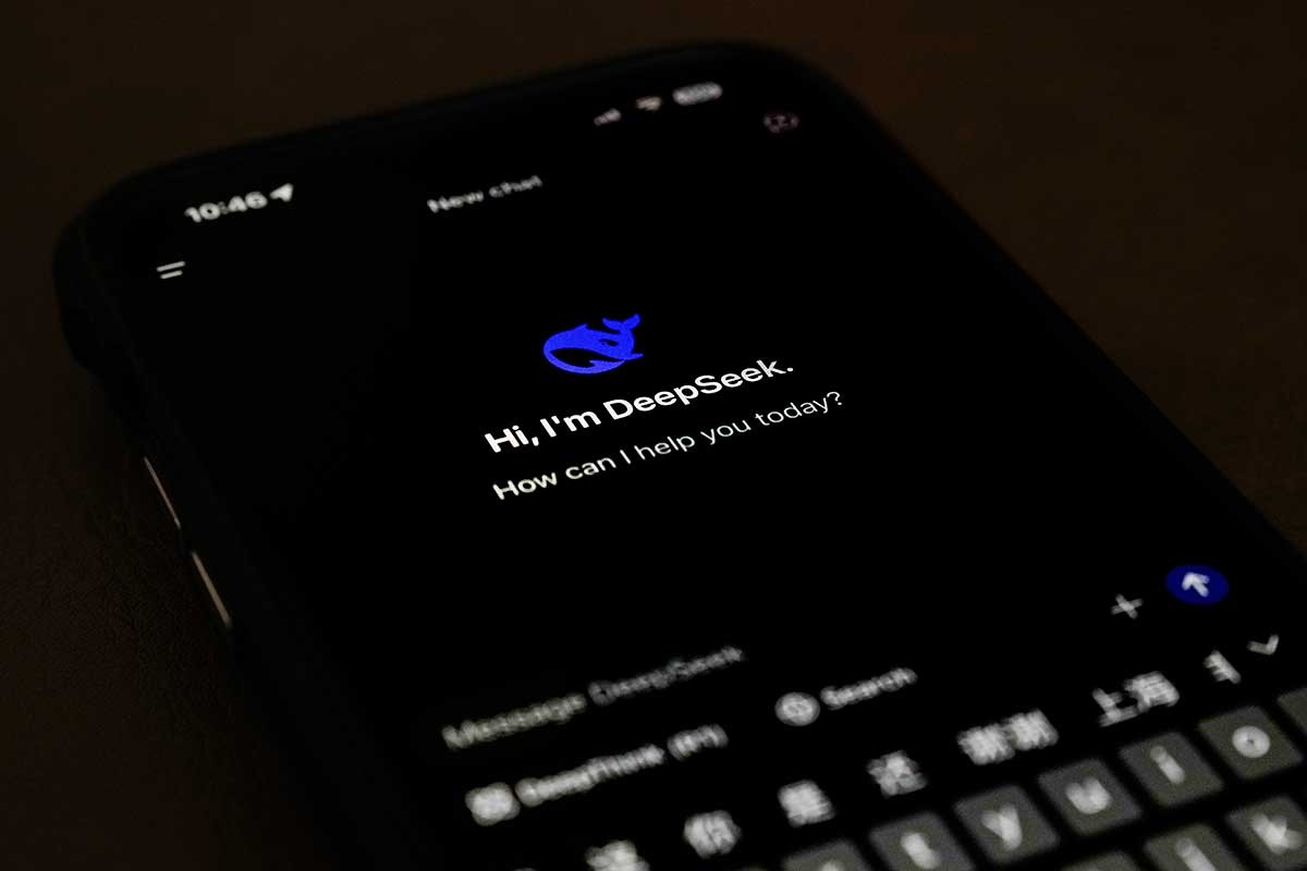 Oluja zvana “DeepSeek”: Kineski štreber uzdrmao Ameriku kao nikad prije