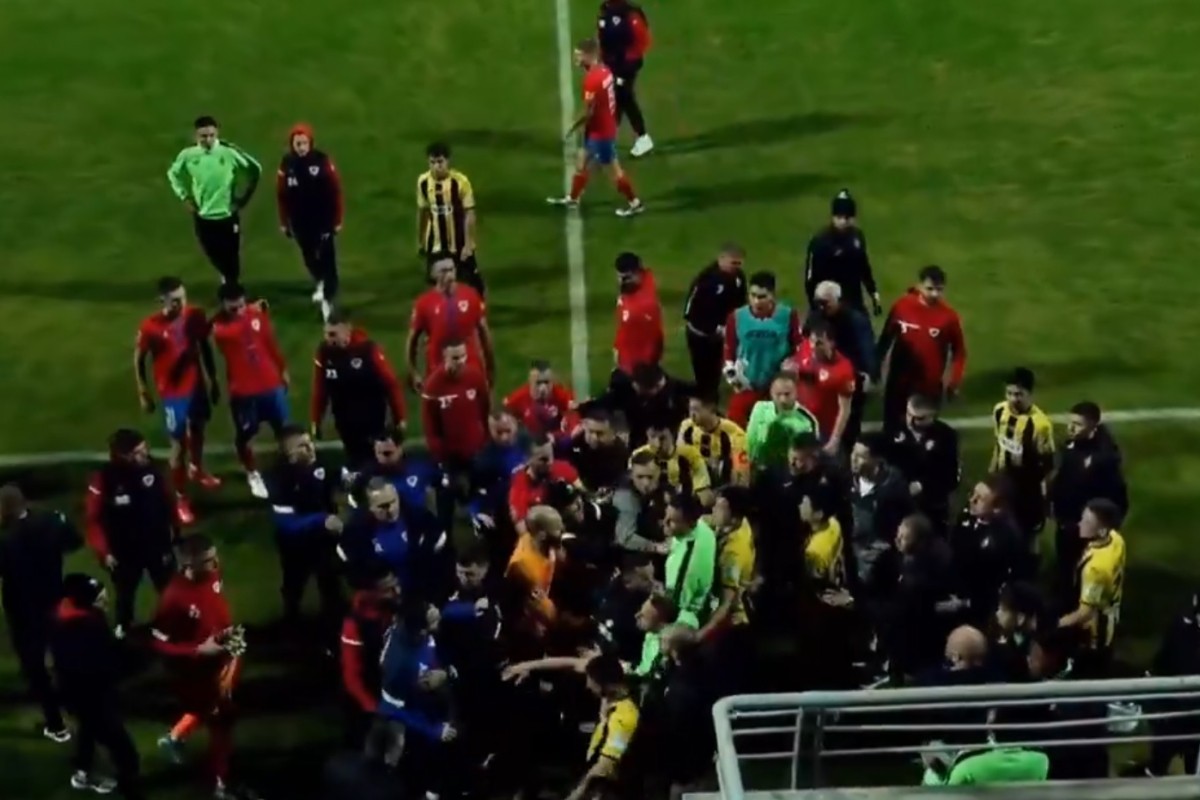 Tuča nakon utakmice između Borca i Kairata: Tukli se igrači i treneri (VIDEO)