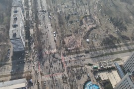 Kako je profesor budio studente koji su spavali na otvorenom (VIDEO)
