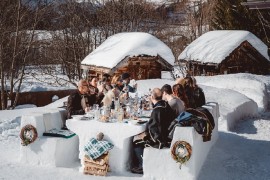 Šta kažete na ručak za snježnim stolom usred Alpa? (FOTO/VIDEO)