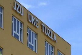 Automobilom udario pješaka i pobjegao