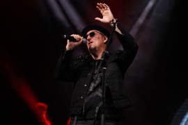 Almas Smajlović za "Nezavisne": Pop-rok scena zadire dublje od ...