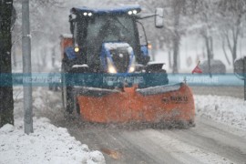 Zimske službe u pripravnosti, ekipe intervenišu na području Donjih ...