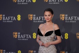 Selena Gomez predivnom haljinom efektno naglasila zaručnički prsten ...