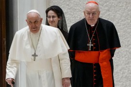 Vatikan komentarisao navode o povlačenju pape Franje