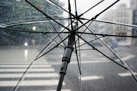 Vrijeme danas pretežno oblačno, sa povremeno slabom kišom