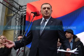 Dodik: Danas ću u proceduru uputiti novi ustav RS