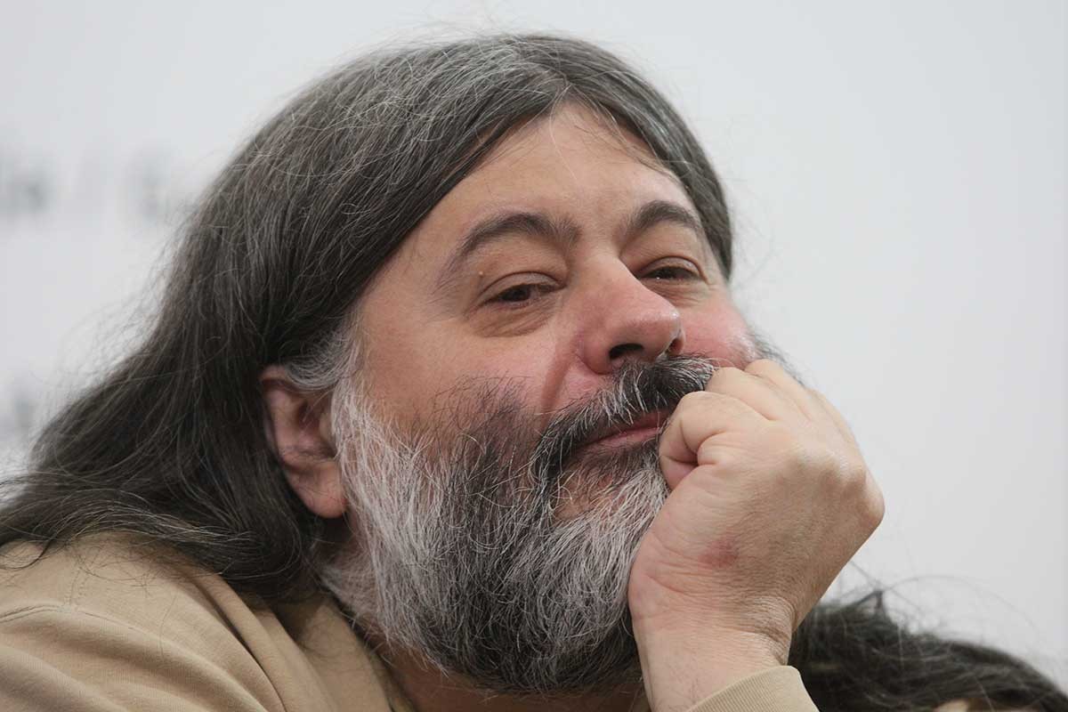 Kako se Teofil Pančić u svom maniru našalio sa AI na račun svoje bolesti i života