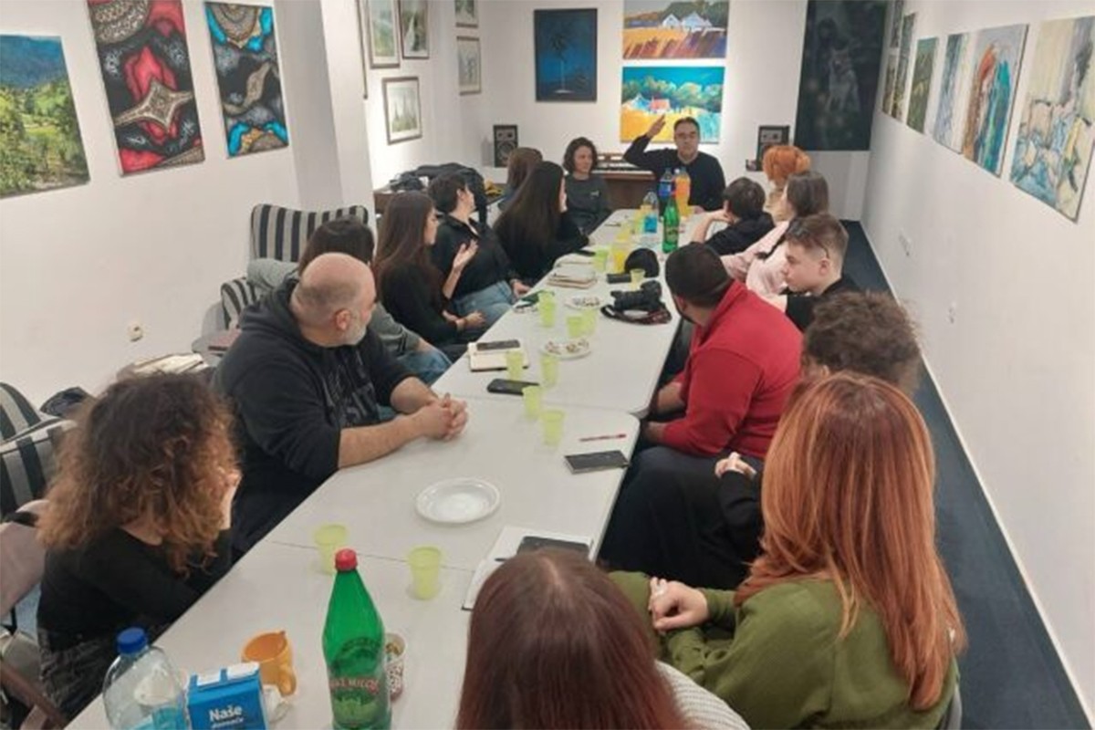 Potpisan ugovor o saradnji sa Foto-klubom "Apolo" i Muzejom bicikala i pop kulture "20 cola"