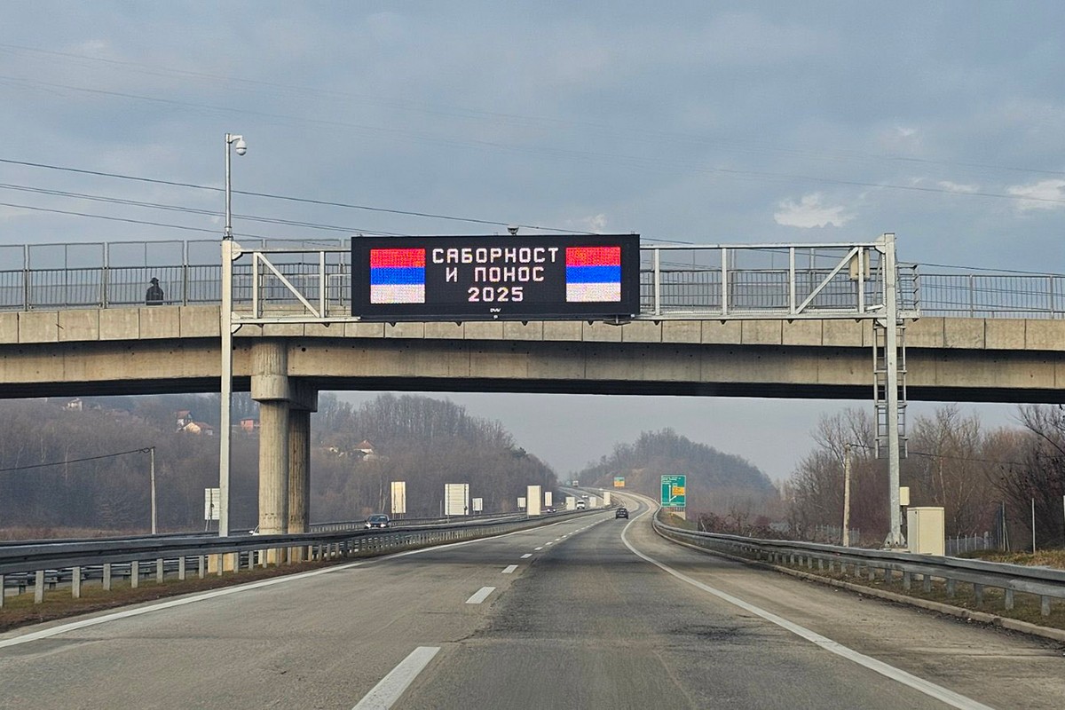 Čestitka povodom Sretenja na auto-putu "9. januar"