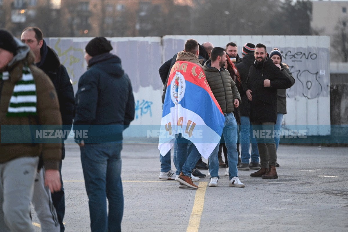 Atmosfera se zahuktava: Borčevci pune "Stožice" (VIDEO, FOTO)