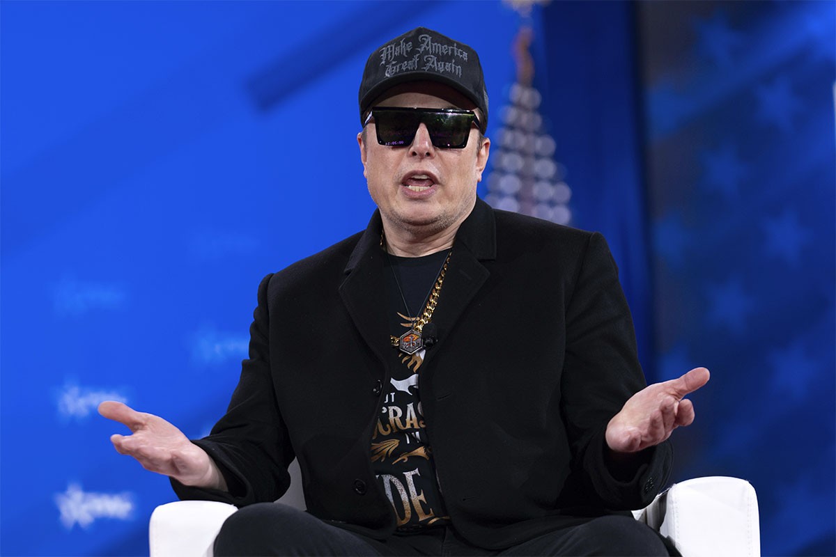 Mask demantovao informacije o isključenju Starlinka Ukrajini: "Lažu"