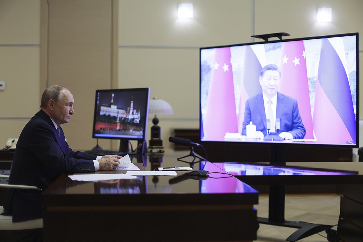 Si razgovarao telefonom sa Putinom