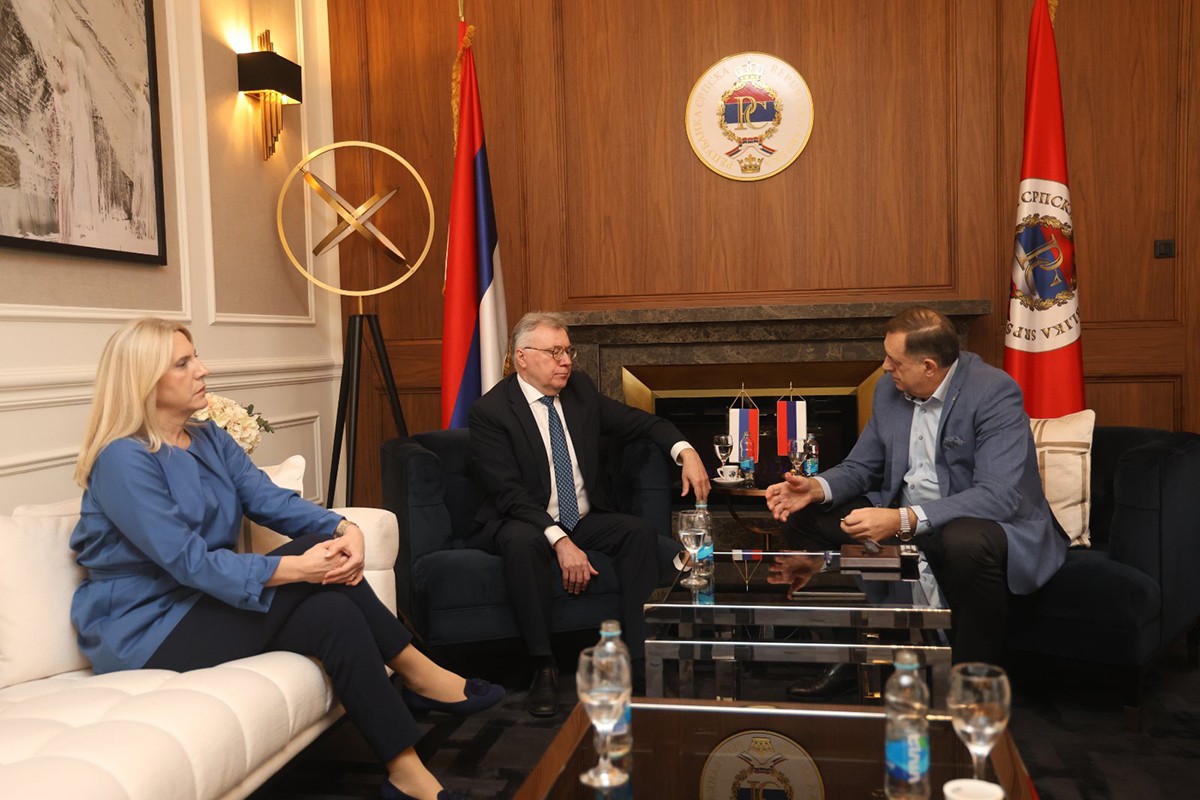 Dodik i Cvijanovićeva se sastali sa ruskim ambasadorom