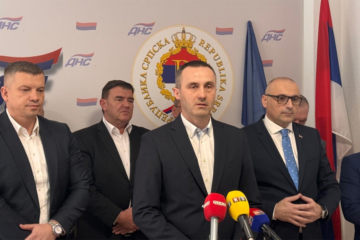 Lolić: Ujediniti se u odbrani institucije predsjednika