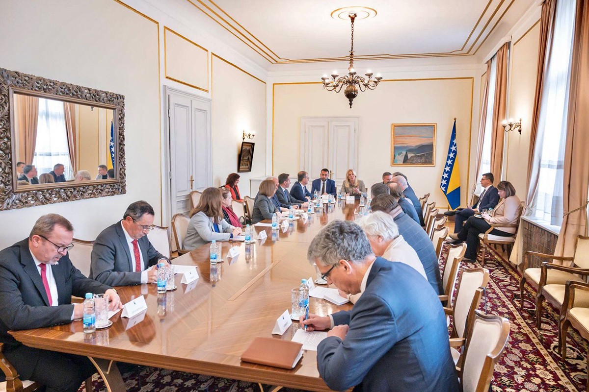 Soreka i ambasadori EU sastali se sa Cvijanovićevom i razmijenili stavove (FOTO)