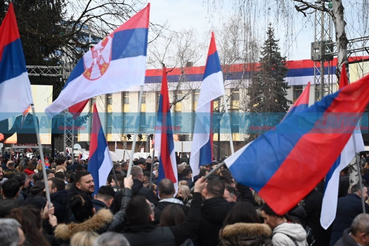 UŽIVO: Srpska na mitingu: "Republika nije stvorena da nestane" (FOTO/VIDEO)