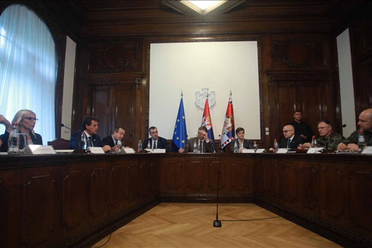 Vučić sazvao sjednicu Savjeta za nacionalnu bezbjednost