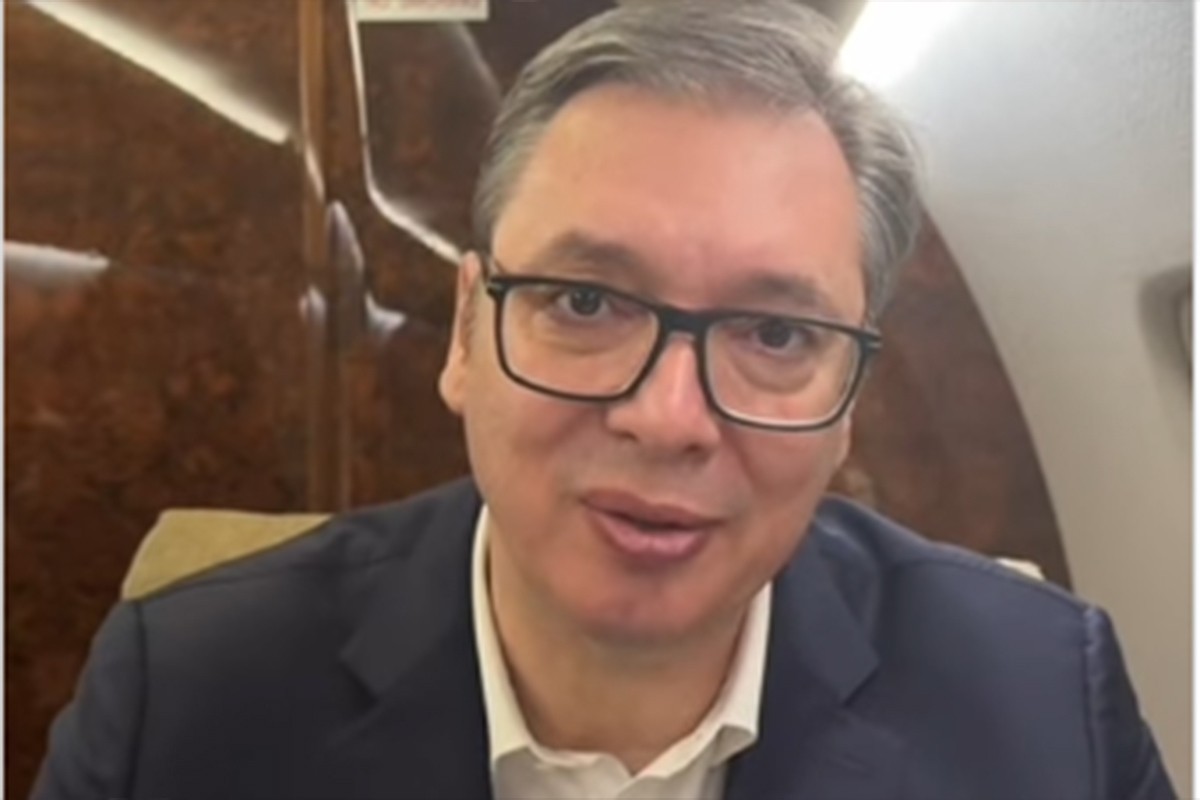 Šta je Vučić rekao tokom leta za Banjaluku (VIDEO)