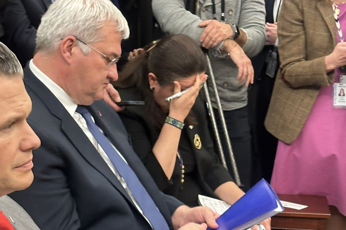 Ovako je izgledala ukrajinska ambasadorka tokom svađe Trumpa i Zelenskog (FOTO/VIDEO)