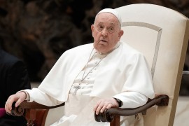 Papa Franja: Iz bolnice se rat čini još apsurdnijim