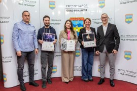 "Fotografija u fotografiji" Anđele Pejić najljepši kadar Prnjavora