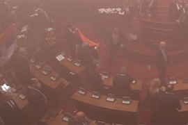 Jedna poslanica povrijeđena, drugoj pozlilo (VIDEO)