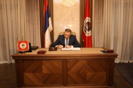 Dodik potpisao ukaze o zabrani djelovanja Suda i Tužilaštva BiH, SIPA ...