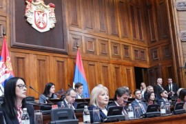 Skupština Srbije završila rad, sutra se nastavlja rasprava o ...