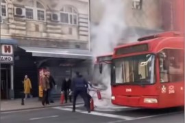Zapalio se trolejbus u centru Beograda, putnici istrčali iz vozila ...