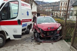 Udes u Banjaluci, vozač i suvozač prevezeni u UKC RS