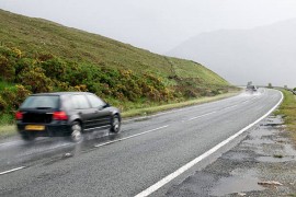 Kolovozi klizavi, povećana opasnost od odrona