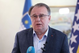 Nikšić: Iz vlasti ukloniti strukture koje rade na rušenju ustavnog ...