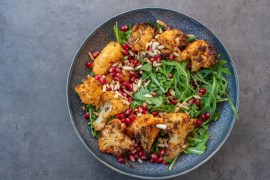 Salata od piletine, kikirikija i nara