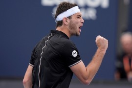 Fric siguran, Menšik zakazao svečeški duel