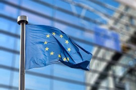 Zaposlenima u institucijama EU povećane plate sedmi put u tri godine