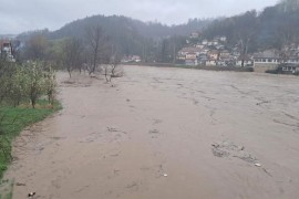 Stanje alarmantno: Rijeka Bosna prijeti Maglaju