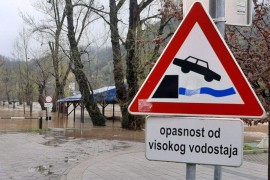 Povećava se vodostaj Bosne u Doboju, bujične rijeke napravile problem ...