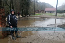 "Kada sam vidio kako voda nadire i ruši sve, pobjegao sam"