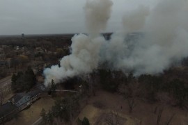 Stravični snimci pada aviona na kuću (VIDEO)
