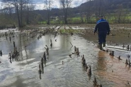 Klizište prekinulo vodovodnu cijev u Bronzanom Majdanu
