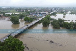 Zašto nadležni godinama puštaju da vodena bujica ruši domove?