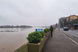 Sava u blagom porastu